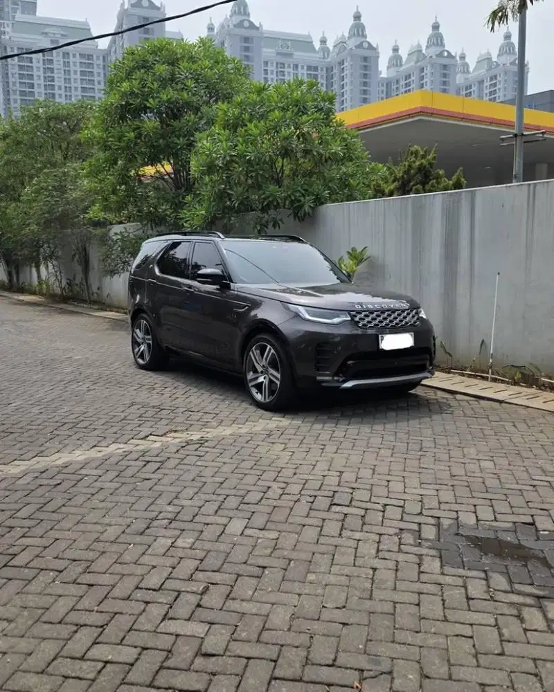 2026 Land Rover Discovery Metropolitan Edition D350 MHEV Hybrid