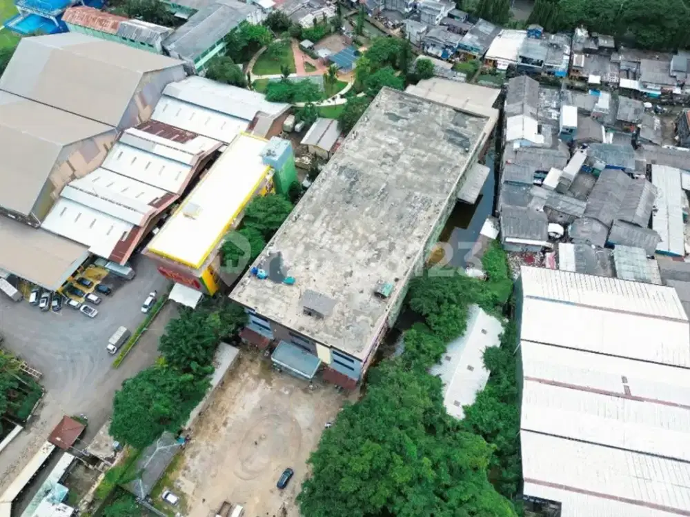 Disewakan Gedung 4 Lantai di Depan Sekolah Yakobus Pegangsaan Dua