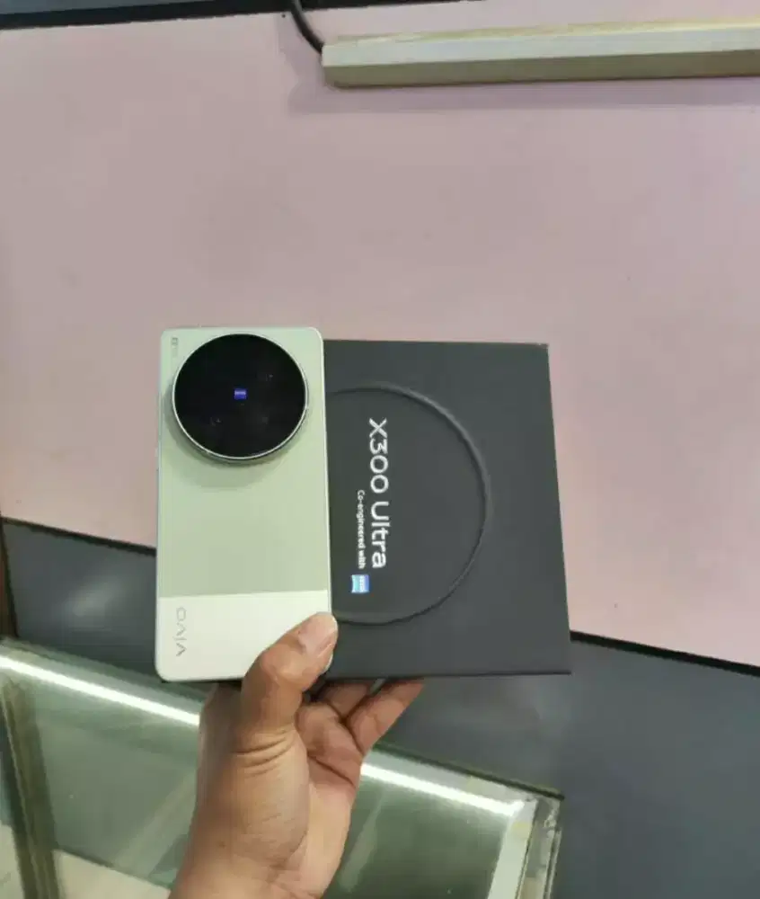 Vivo X300 ultra 16/512gb Resmi Garansi on Juni 2028