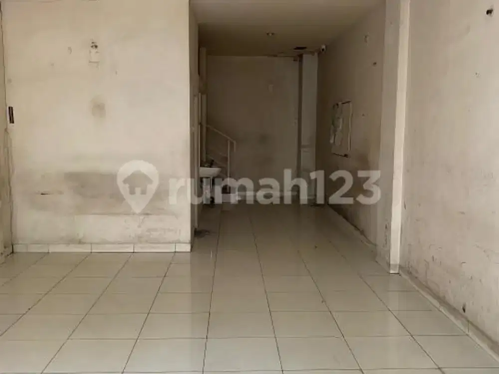 Ruko 3 Lantai Sentra Timur Residence Siap Usaha! HGB Sampai 2043