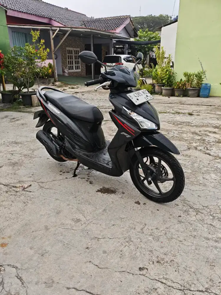 # Honda Vario Agnes 110cc 2015 Mulus