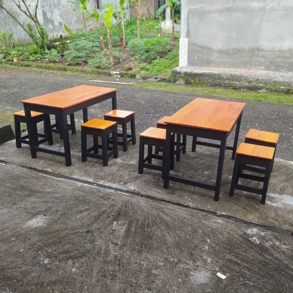 Meja kursi warung