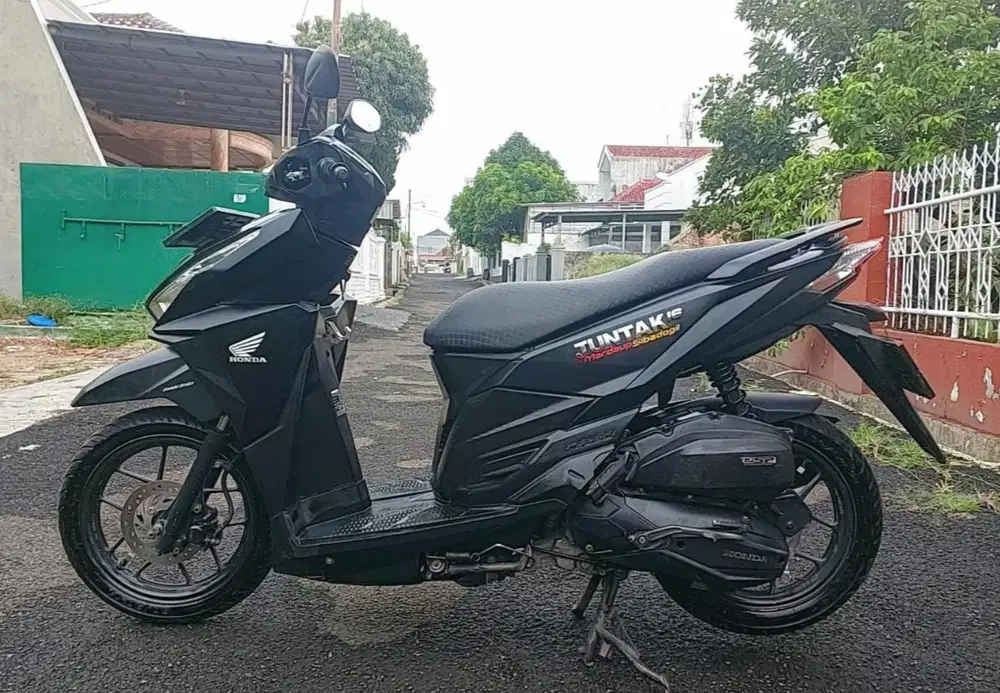 HONDA VARIO 150 CBS ISS 2016 KOTAMADYA MESIN ALUSS BRINGG