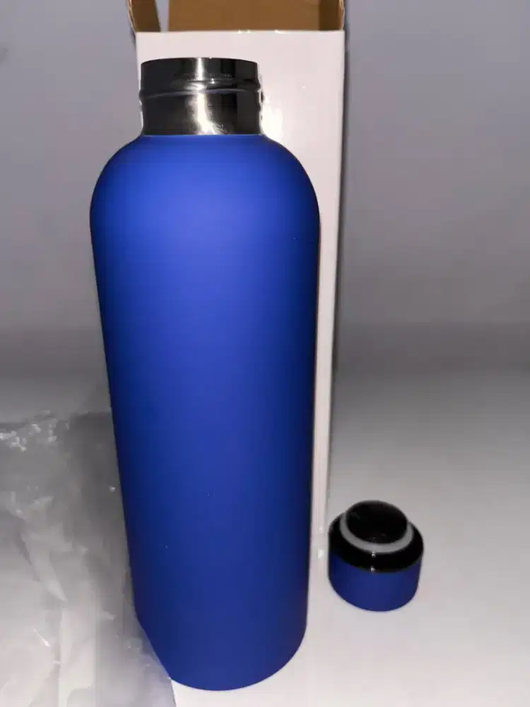 Tumbler Botol Stainless Tahan Panas dan Dingin Baru