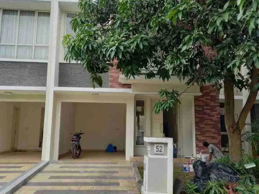 DISEWAKAN RUMAH CLUSTER FARADAY Gading Serpong