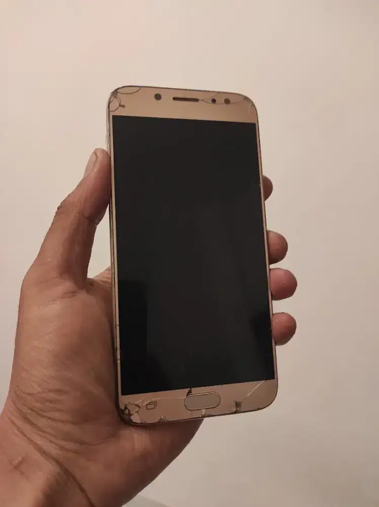 samsung J7 pro 3/32
