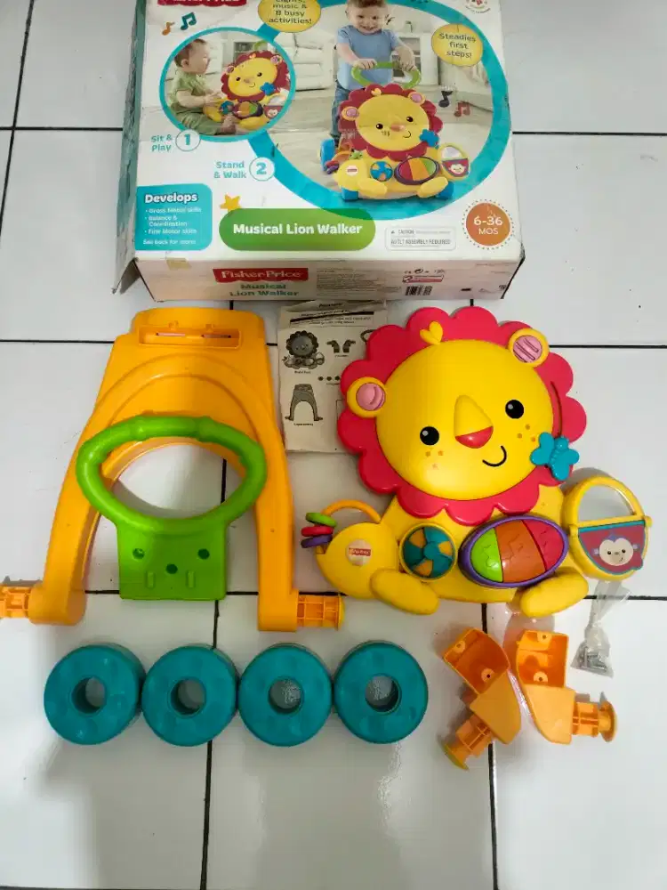 Fisher Price Musical Lion Walker (Preloved)