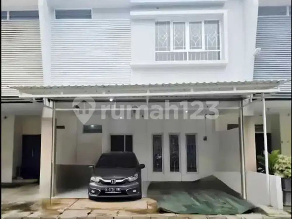 Rumah 2 Lantai Rapi Siap Huni Dalam Cluster Rempoa Jaksel