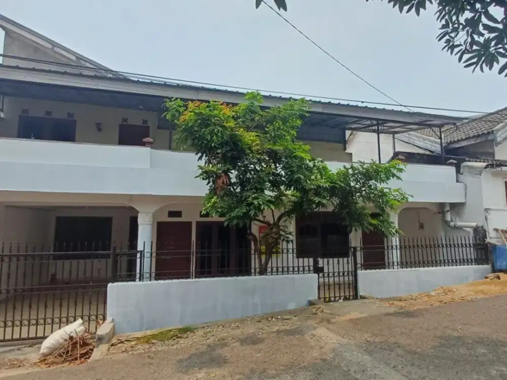 Dijual Rumah Lokasi Strategis Jalan Musi Wayhitam Demang Lebar Daun Palembang