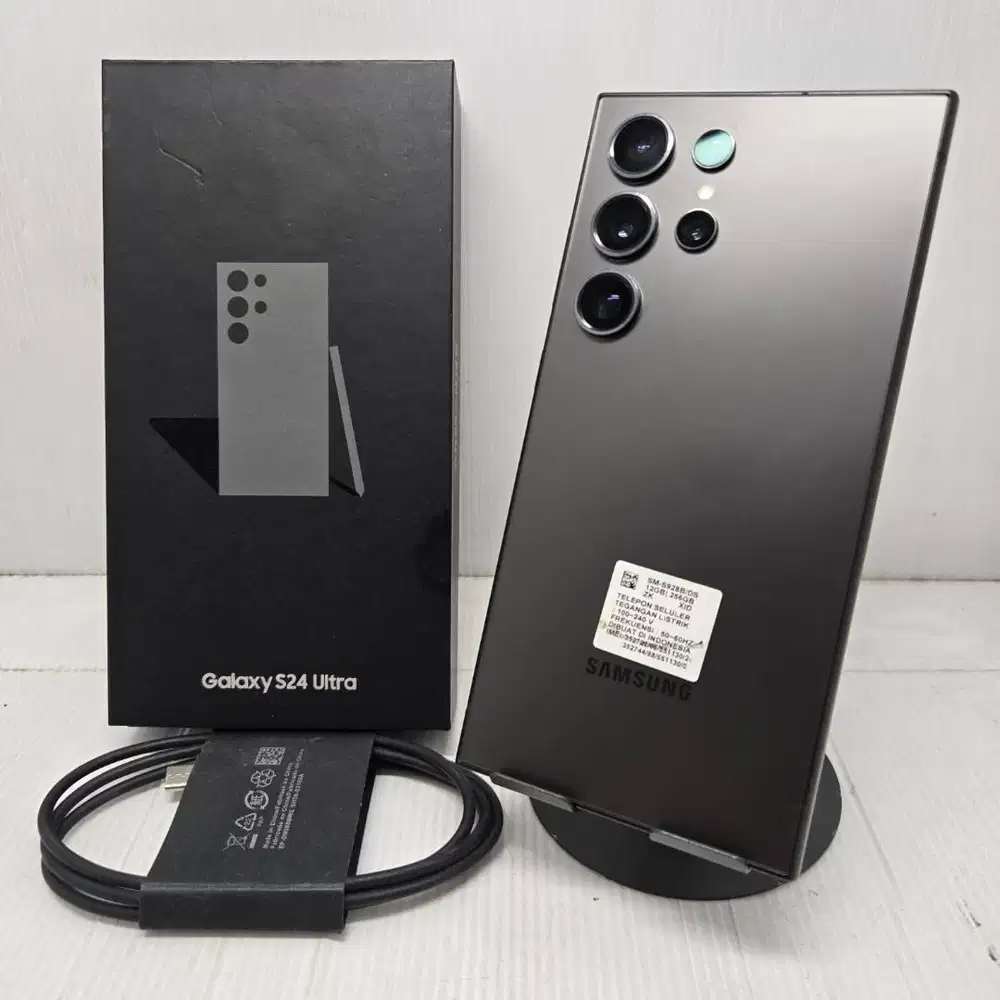 LIKE NEW SAMSUNG GALAXY S24 ULTRA 5G  12/256 Titanium BLACK EX SEIN LE