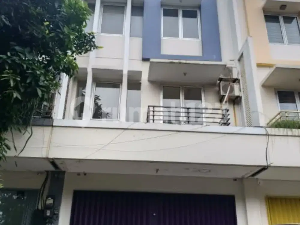 Disewakan Ruko3 Lantai di Kelapagading Jakarta Utara