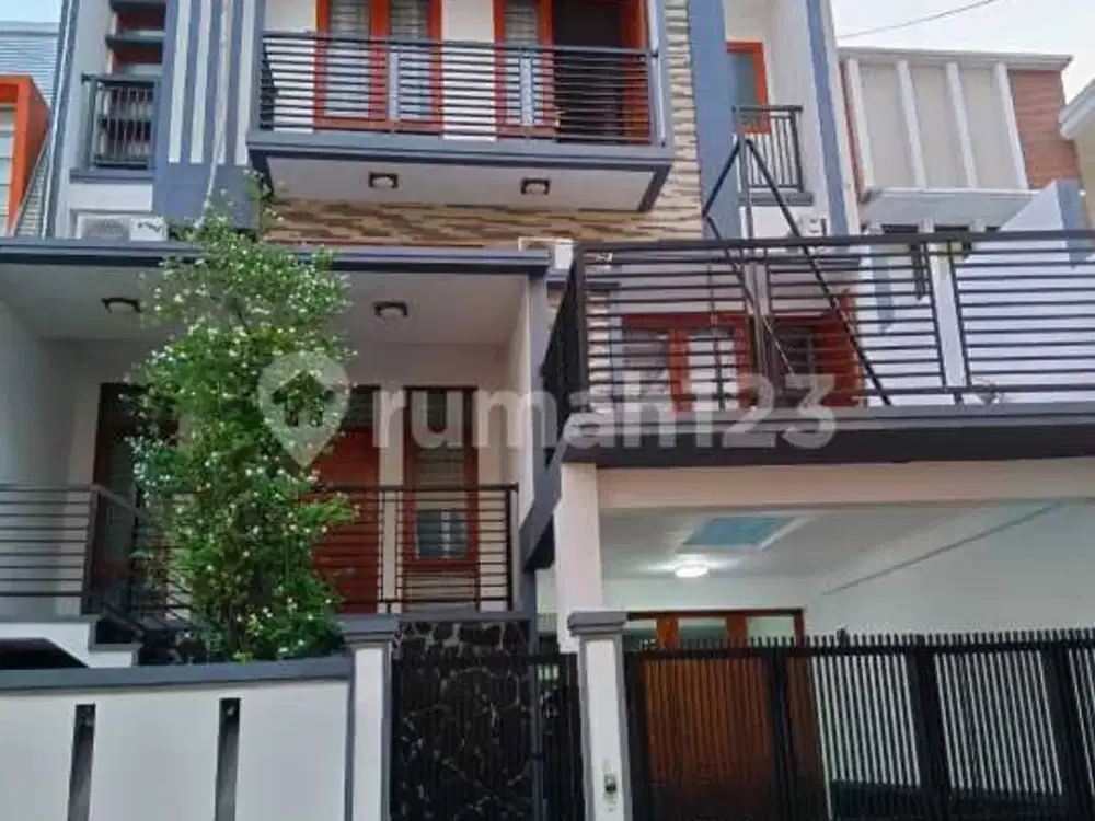 Rumah Mewah Minimalis 4 Lantai Lokasi Komplek Palmerah Jakarta Barat