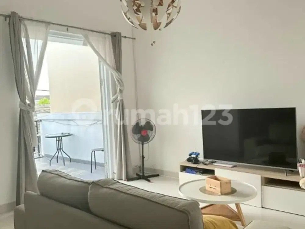Rumah 2 Lantai Furnished bisa KPR Dalam Cluster di Serpong Park