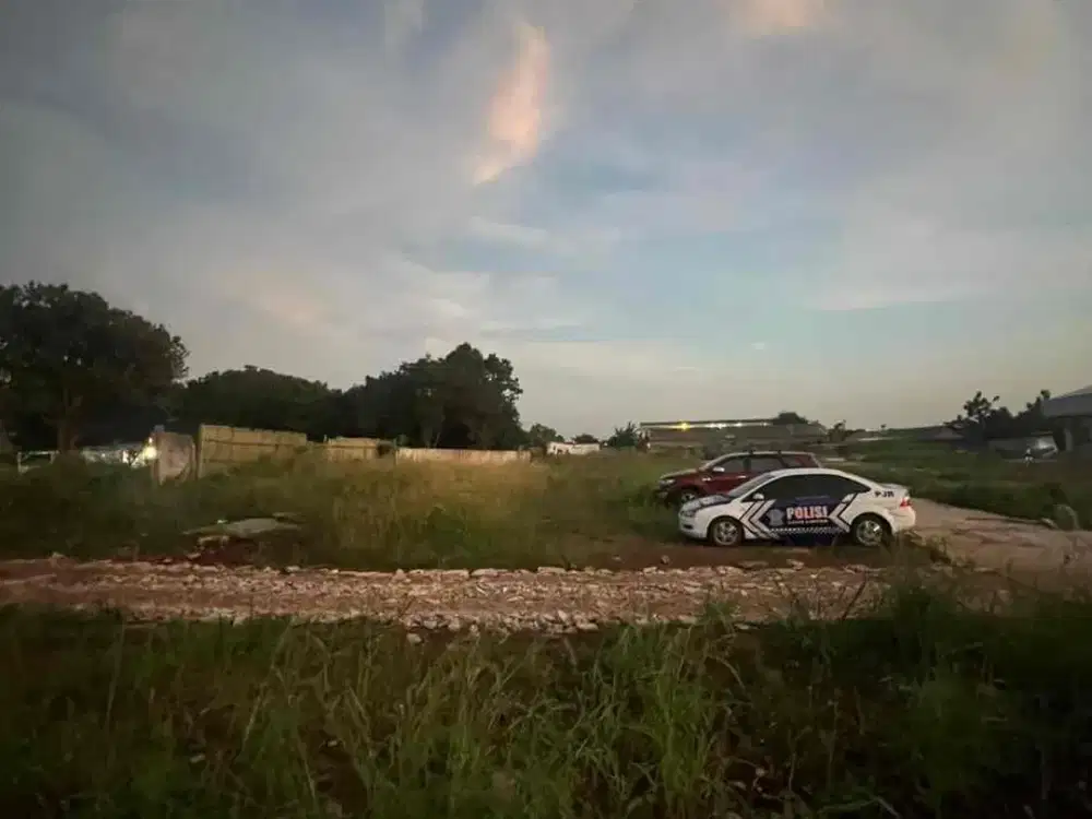 tanah luas di jalan ski Gading Serpong Tangerang