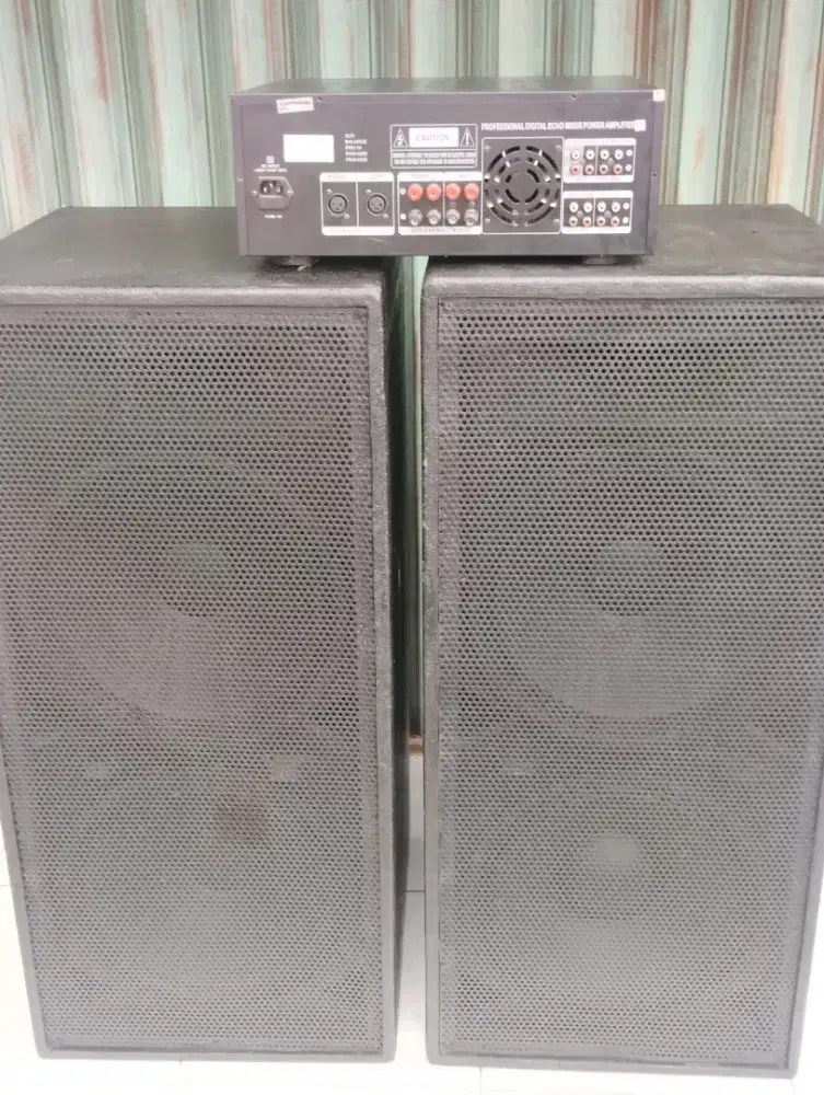 Speaker 3way 15 inch + ampli JK