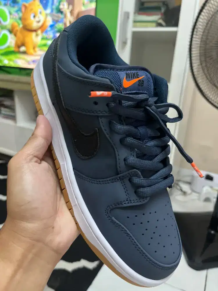 Sepatu Navy Baru