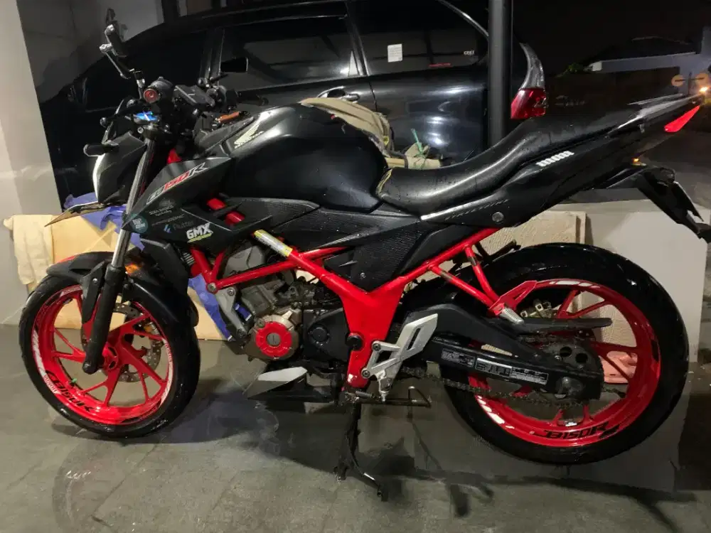 Dijual Honda Cb150R streetfire