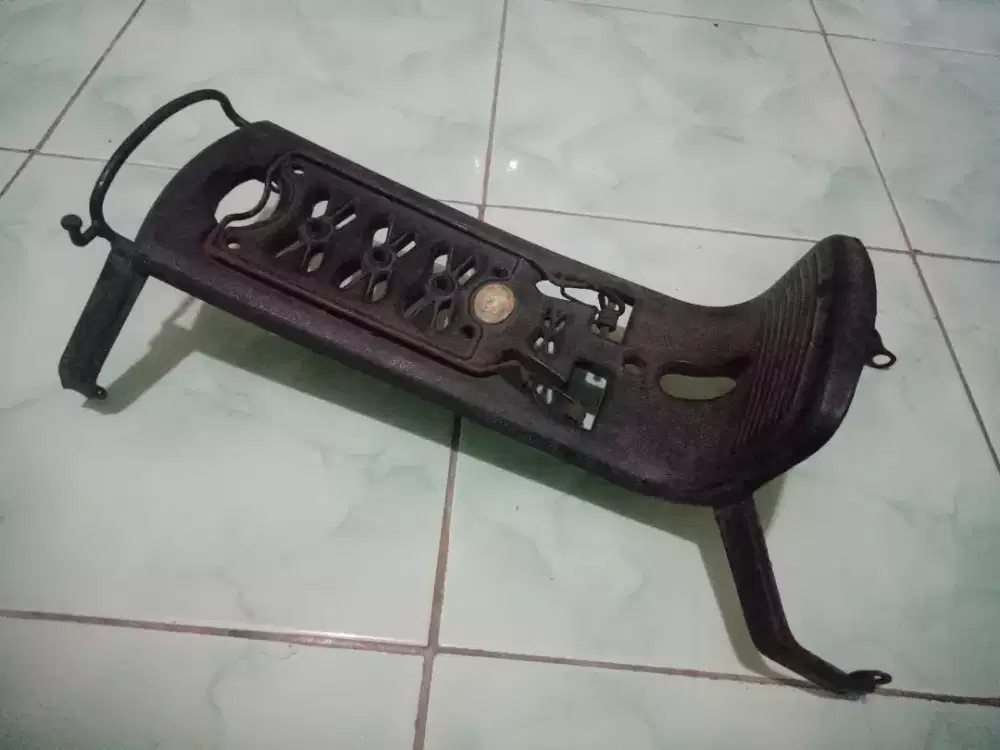 BAGASI TENGAH MOTOR MASIH BAGUS