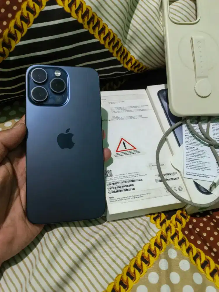 DIJUAL IPHONE 15 PROMAX 256GB IBOX MASIH ORIGINAL SEMUA