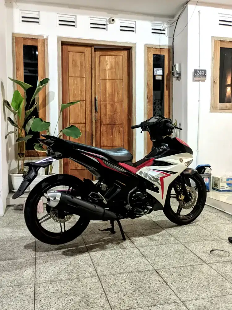 Mx king 2016 plat B