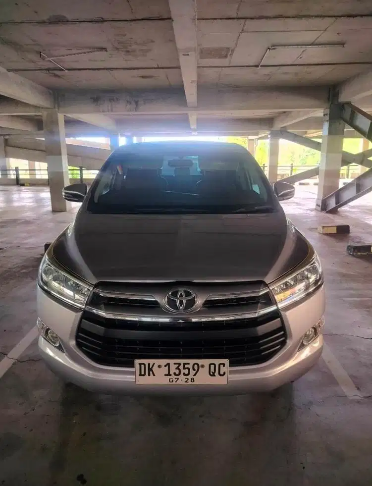 Toyota innova reborn 2018 G matic asli bali