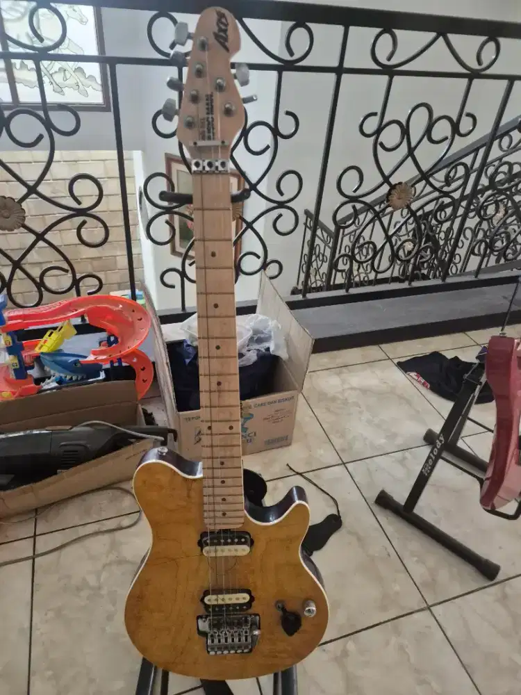 AXIS MUSIC MAN EVH STYLE