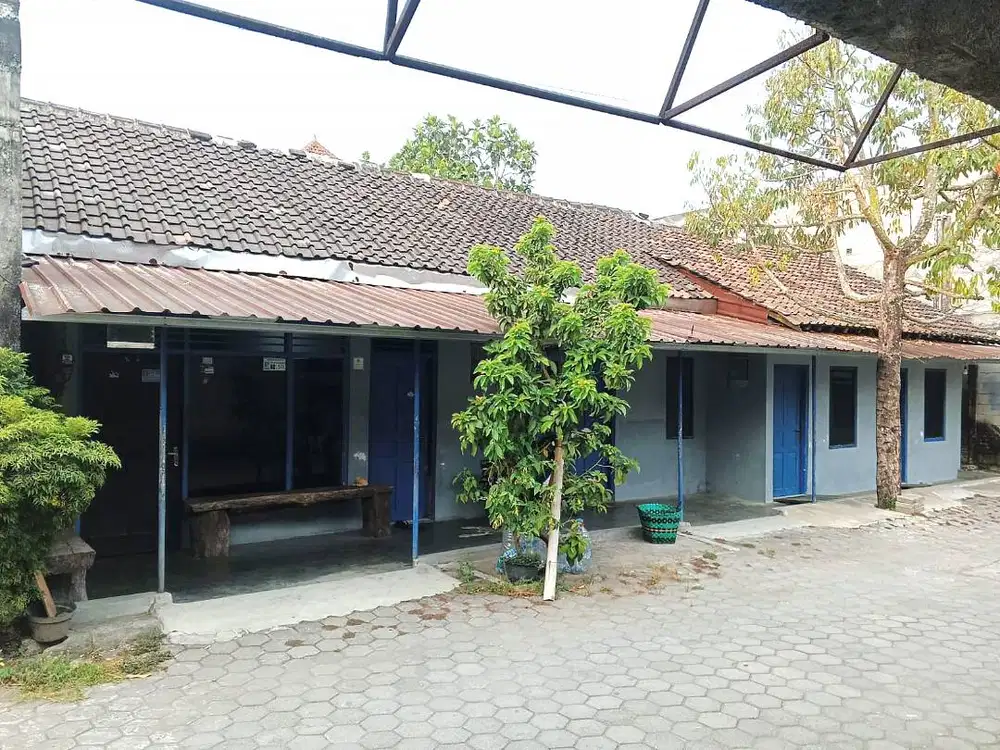Rumah Strategis Hanya 150 meter dari Jalan Solo