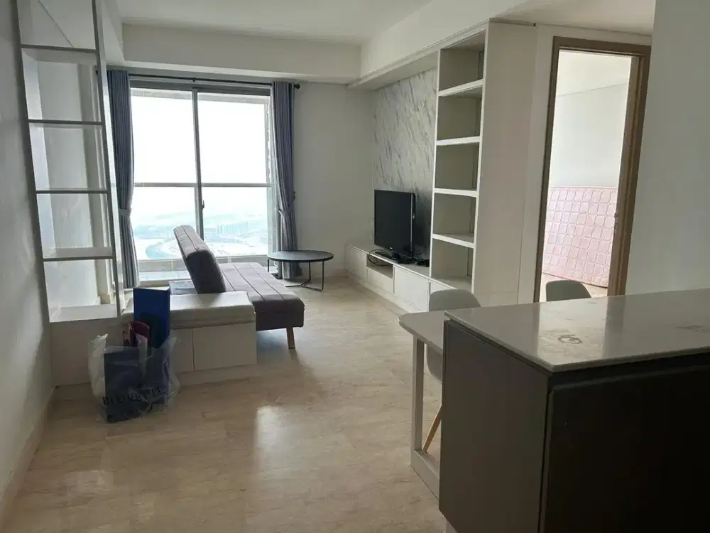 Disewakan Apartemen Gold Coast 3BR, 113m2, Full Furnished, Sea View