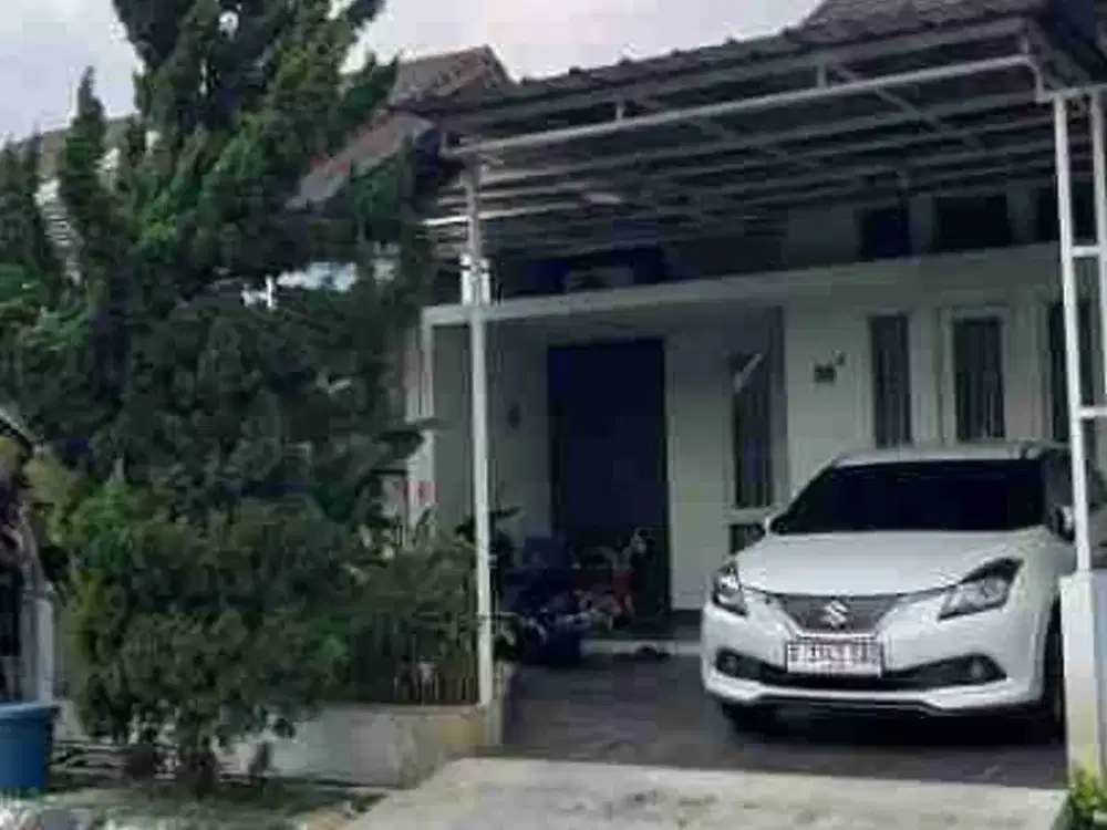 Rumah SEMI FURNISH di Komplek Cherry Field Harga 1,25 Milyar LT 100