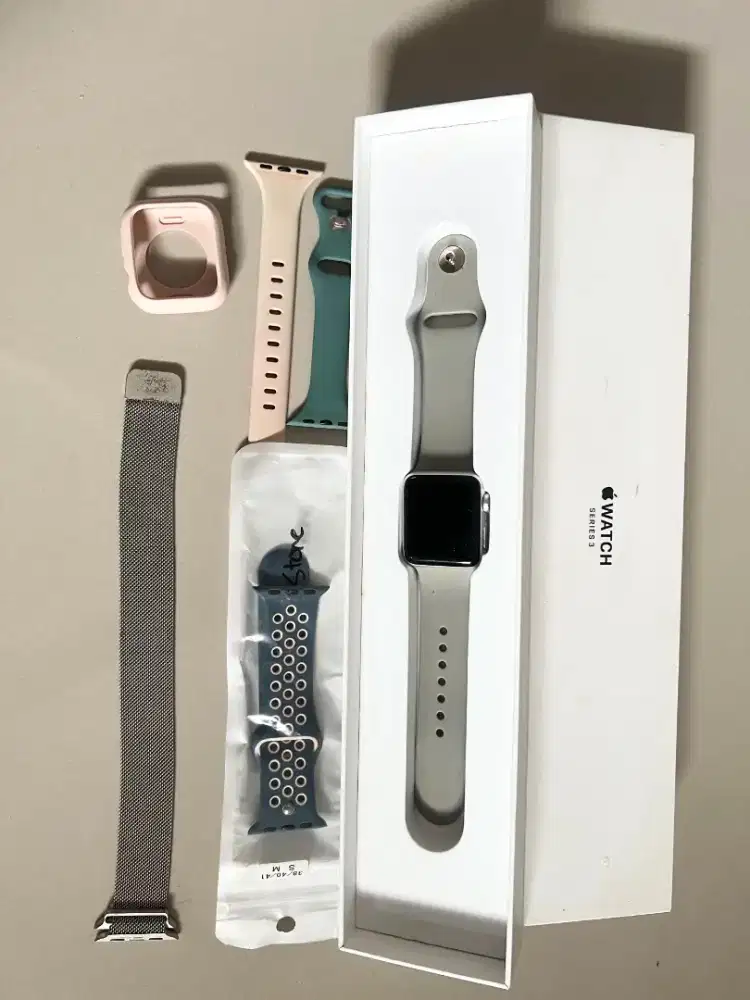 Iwatch series 3 38mm ex ibox