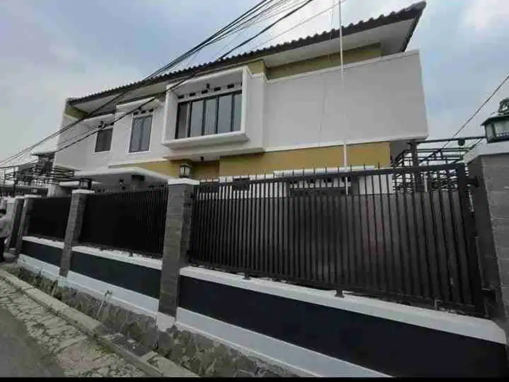 Rumah murah minimalis Hoek 2 lantai di sayap Turangga Buahbatu Bandung