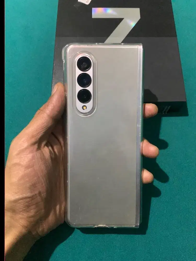 Samsung Z Fold 3 12/512 GB Murah