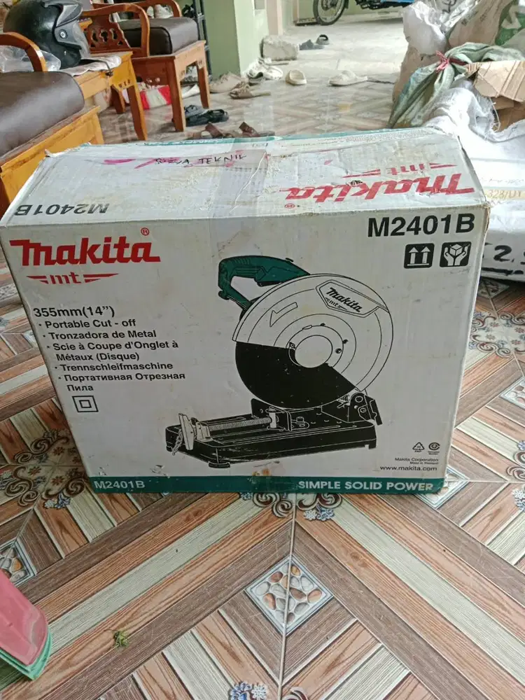 Gerinda tangan makita m2401b