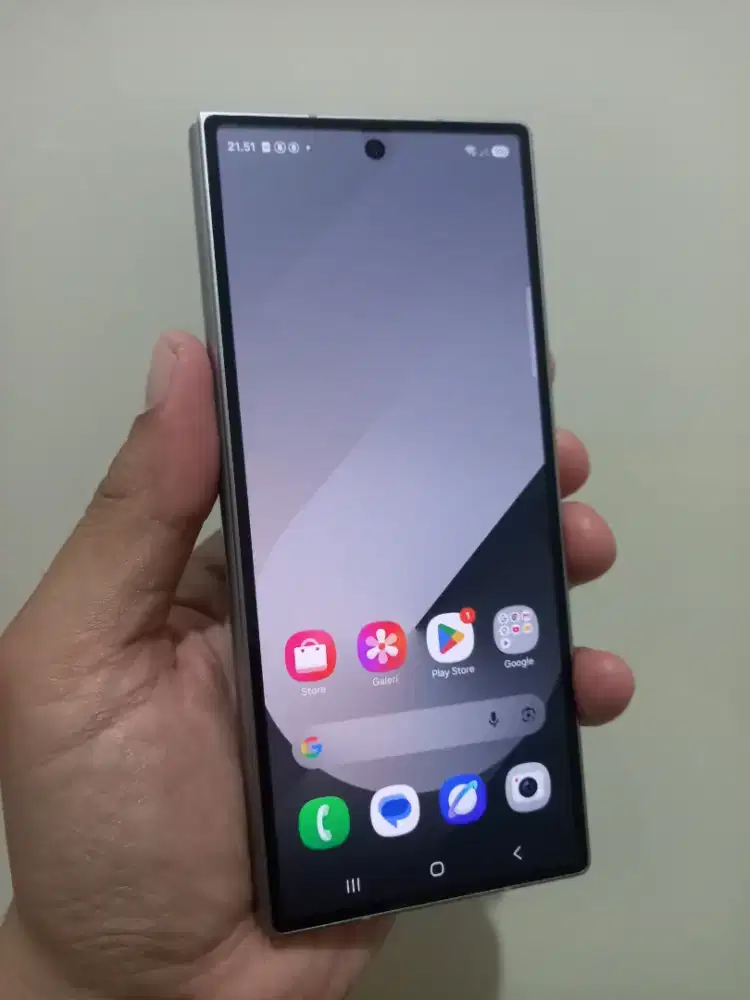 Samsung Galaxy Z Fold 6 Ram 12/256Gb Fullset ex sein ada minus dibaca