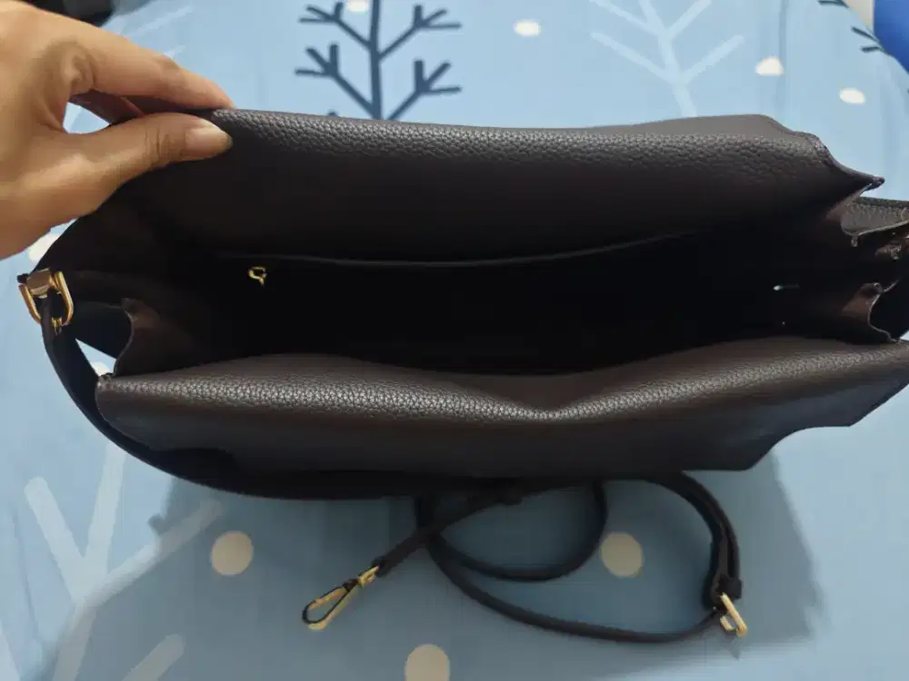 Tas Fashion wanita kulit