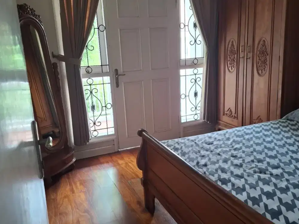 Dijual Rumah Hook 2 lantai di Kota Baru Parahyangan Tatar Pita loka