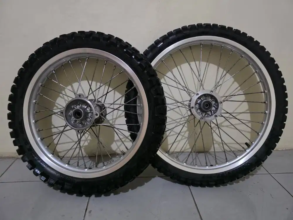 Wheelset Ori KLX 150 Ring 18-21 Takasago Excel Asia + Ban IRC