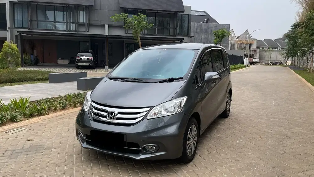 (Low Km70ribu)(CASH)HONDA FREED 1.5 E PSD AT 2015 NIK 2014 FACELIFT