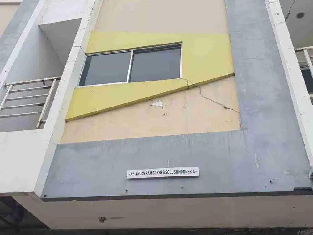 Disewakan Ruko Bandengan uk 4x20m Furnished