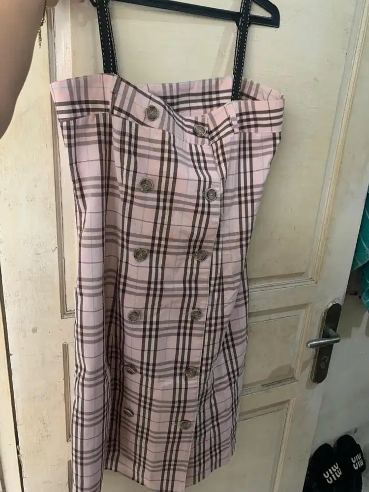 Dress tartan kancing hidup