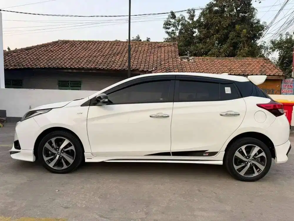 Toyota Yaris  GR MATIC AT  2021