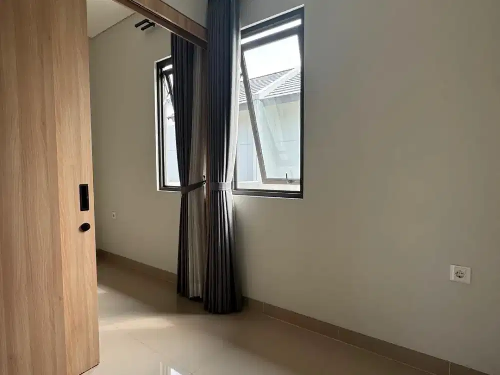 Dijual Rumah di Summarecon Rp 2.500.000.000
