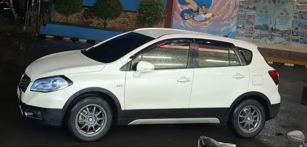 Jual suzuki scross