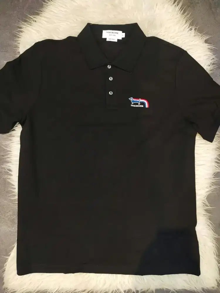 Luxury THOM BROWNE polo shirt sangat cakep dsn mewah banget