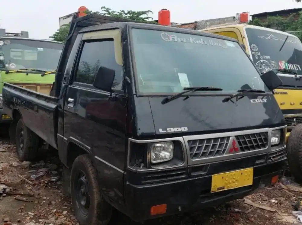 Mitsubishi L300 Pickup black Diesel Bio Solar Ors Tgn1 Ex PT Traga
