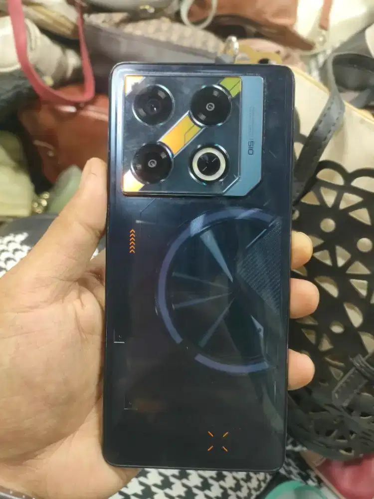 JUAL INFINIX GT 20 PRO 5G RAM 12/256 KEL.BATNGAN YA MIN BCA DISKRIPSI