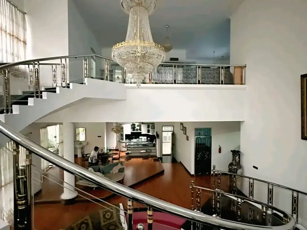 Jual Rumah Modern Lux Mewah di Mainroad Setiabudi Atas Bandung Utara