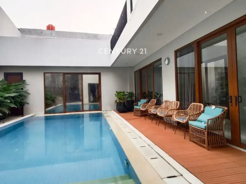 Dijual Rumah Mewah Lingkungan Nyaman Bangunan Baru