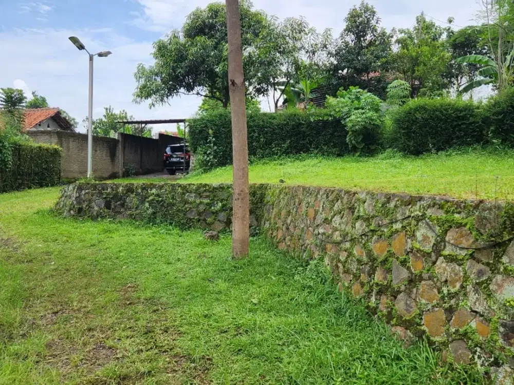 Dijual tanah bonus rumah di pasir impun Bandung kodya