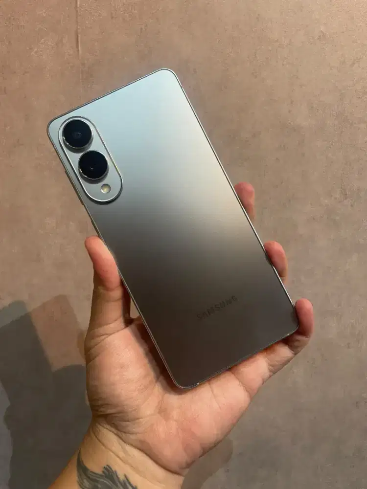 Samsung S25 EDGE 12/256gb sein mulus normal fullset